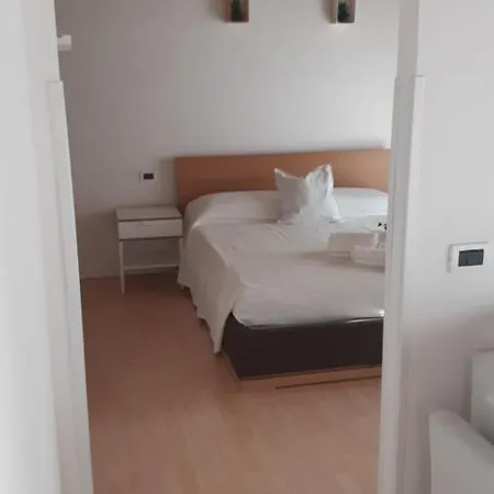 Giovida Affitti Turistici Oda ve Kahvaltı *